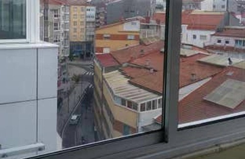 El Ensanche Zona Nuova Apartment | Homerez - Appartement for 4 ppl. with terrace at Santiago de Compostela