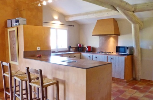 Simiane-la-Rotonde House | Homerez - House for 8 ppl. with shared pool and jacuzzi at Simaine La Rotonde
