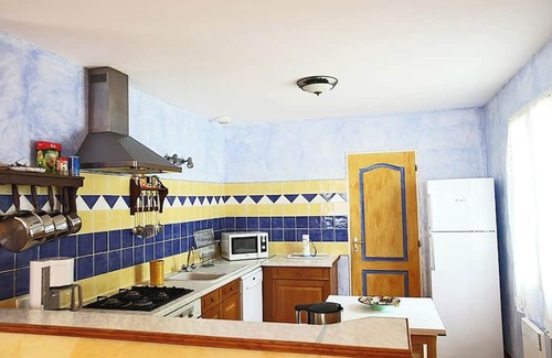 Rustrel House | Homerez - House in Rustrel with Pool