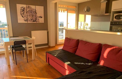Saint-Julien Apartment | Homerez - Nice apartement for 5 ppl. with terrace at Marseille