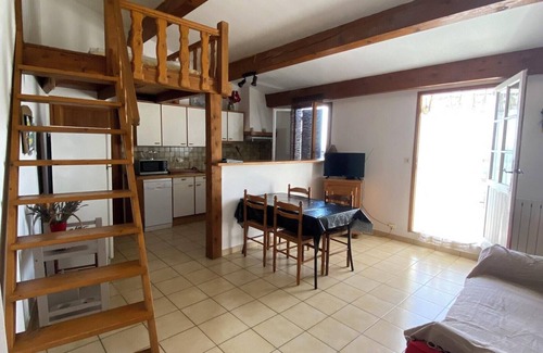 Orgnac-l'Aven House | Homerez - Rental in Orgnac-l'Aven