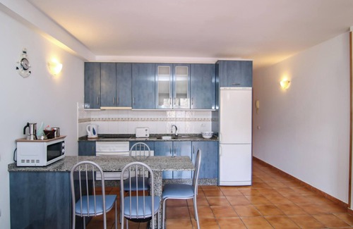 Lomo Quiebre Apartment | Homerez - Sea View Apartment Lomo Quiebre 76m²
