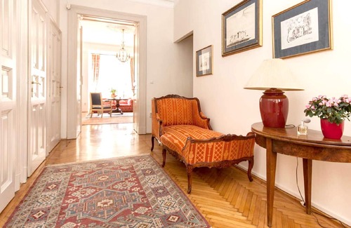 Lagymanyos Apartment | Homerez - Spacious appartement for 6 ppl. with terrace and balcony at Budapest