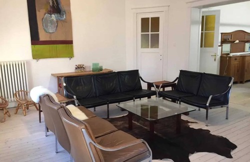 De Panne House | Homerez - Spacious House with 6 Bedrooms in De Panne