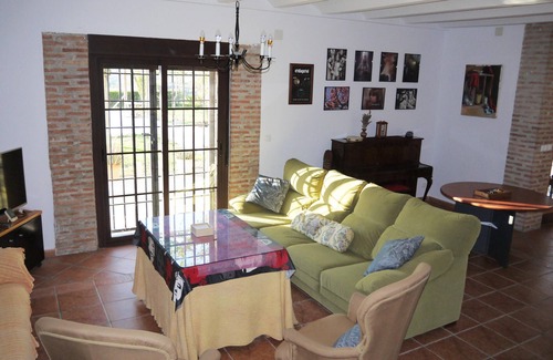 Oria House | Homerez - Spacious House with Pool in Oria