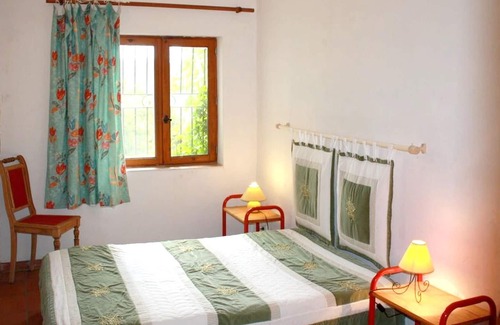 Lussan Villa | Homerez - Spacious villa for 8 ppl. with swimming-pool and terrace at Lussan