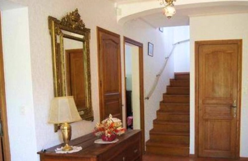 Riez Villa | Homerez - Spacious villa for 7 ppl. with swimming-pool and terrace at Riez