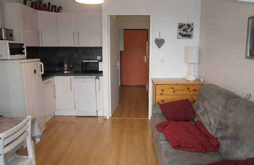 Le Devoluy Apartment | Homerez - Studio, Le Dévoluy, Mountain View.