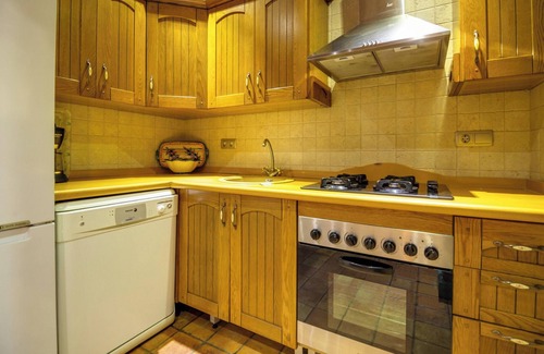 Padul Villa | Homerez - Villa in Padul with Private Pool