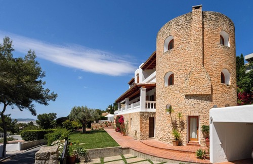 Can Furnet Villa | Homerez - Villa Santa Eulalia, private pool