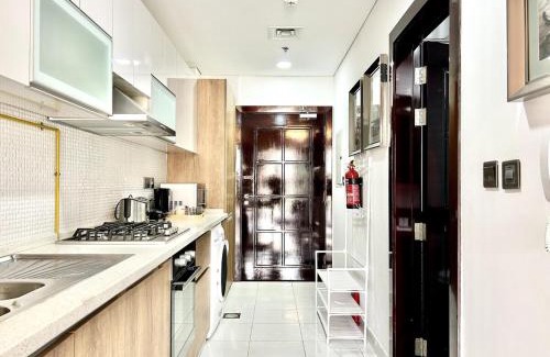Al Barsha Apartment | Homes2Retreat - Resort Living Close to Miracle Garden