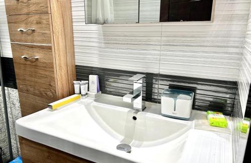 Al Barsha Apartment | Homes2Retreat - Resort Living Close to Miracle Garden