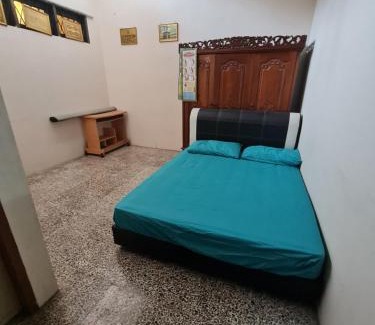 Taman Anggerik House | Homestay 22 Islamic