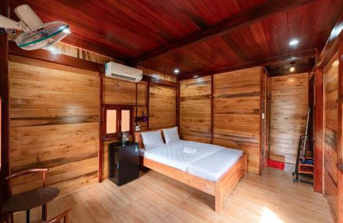 Tanh Linh Hotel | Homestay 25 tháng 12 Tàpao - Đồng Kho
