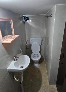 Pallavaram Villa | HOMESTAY - AC 3 BHK NEAR AlRPORT