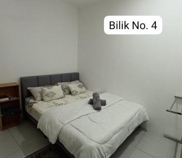 Perak Tengah District House | Homestay AinulZahra