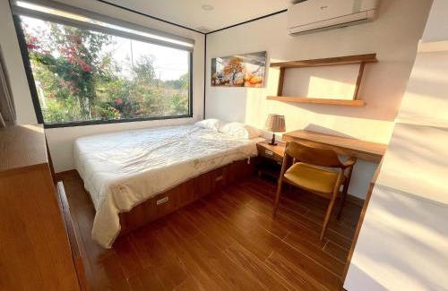 Buon Don Hotel | Homestay CONTAINER