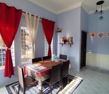 Kampung Padang Pak Su Man House | Homestay hijau noona