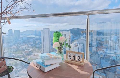 Bai Chay Apartment | Homestay newlife Hạ Long