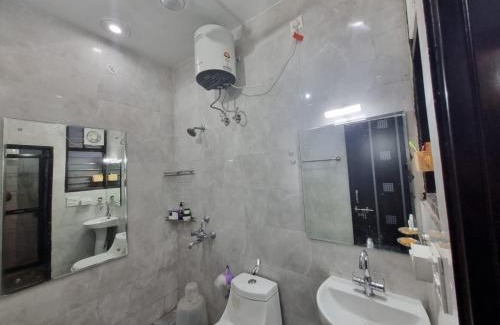 Bullawala Apartment | HOmeTEL-1 Bedroom Bath n kitchen Studio Apartment By Pushpanjali QLH