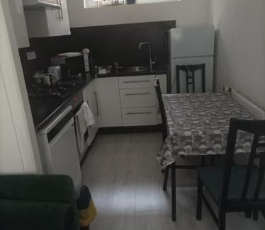 Montry House | Homewood - entire property for 6 people - 4 adults maximum - in village 10 min from Disneyland Paris & TGV RER A