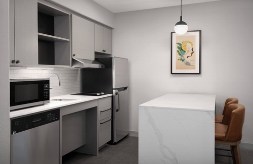Columbia Way Hotel | Homewood Suites by Hilton Vancouver-Portland