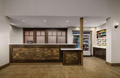 Rochester Hotel | Homewood Suites Rochester-Henrietta