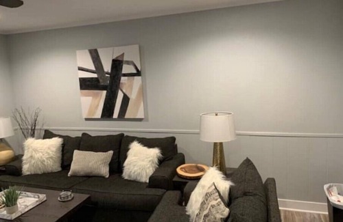 Bella Vista Apartment | Homey 3-bedroom condonn