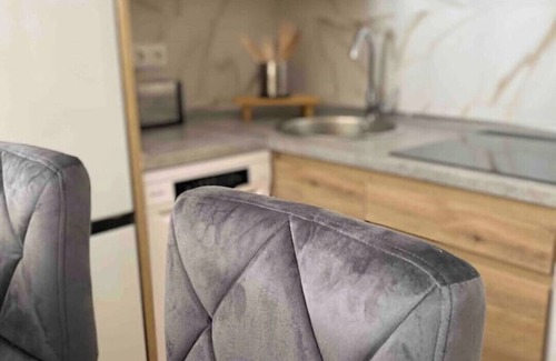 Jaca Apartment | Homey apartment in the center of Jaca for families