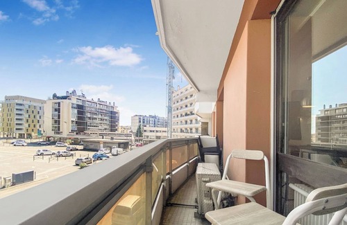 Annemasse Apartment | Homey Bridge - City Center/Private balcony/Wifi
