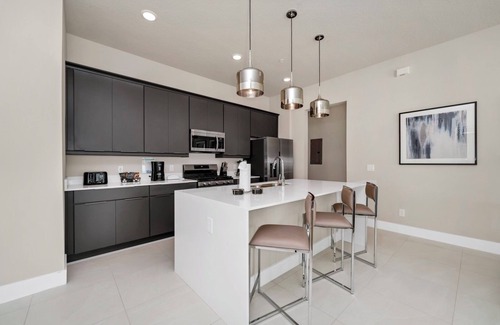 Reunion Condo | Homey Condo near Disney with Resort & Waterpark Access - B36-106