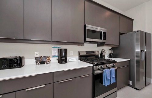 Reunion Condo | Homey Condo near Disney with Resort & Waterpark Access - B36-106