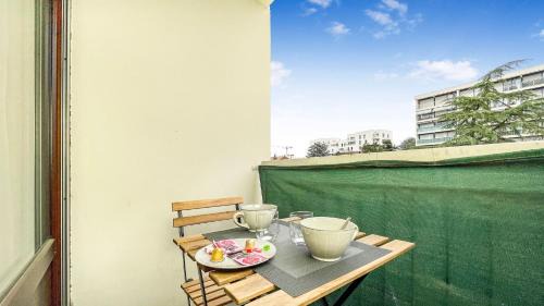 Ambilly Apartment | HOMEY HARBOR - Proche Tram - Parking gratuit - Balcon privé - Wifi & Netflix