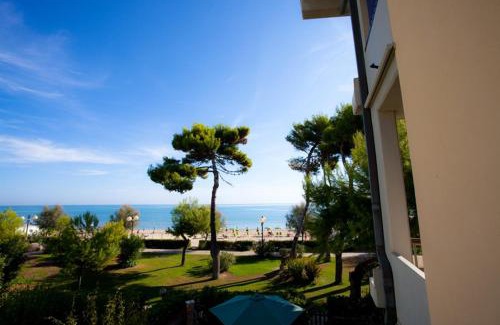 Pineto Apartment | Homiday - Appartamenti Pinetina