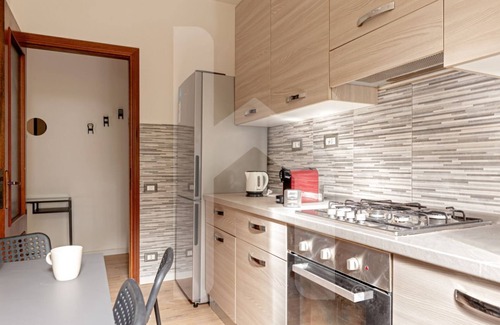 Pisa Apartment | Homiday- Cozy House- A/C Free Parking