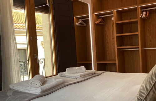 Centro Apartment | HomyAT POETA IGLESIAS | 2 |