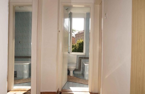 Old Town House | Honey Rooms