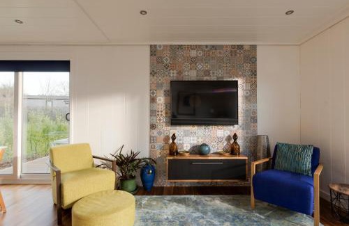 Cheddar House | Honeyhurst Lodge, Strawberryfield Park