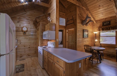 Wears Valley House | Honeymoon Cabin In Wears Valley - Always & Forever- Seasonal Public Swimming & Fishing Access
