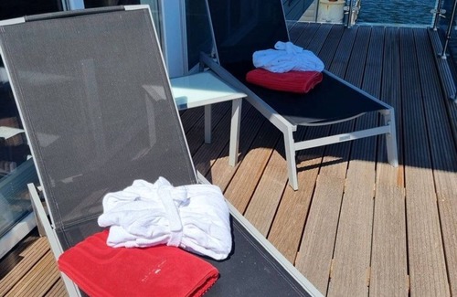 Kroeslin Apartment | Honeymoon Suite - 1st Honeymoon Suite