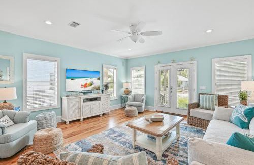 Crystal Beach House | Hook Wine and Sinker