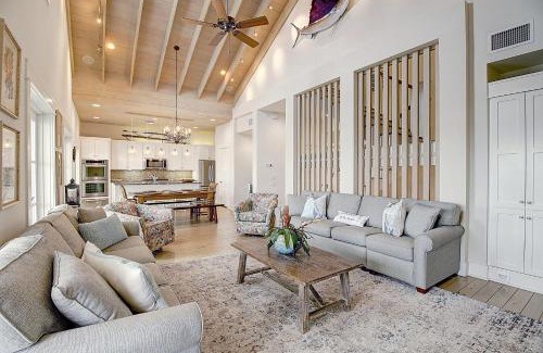 Cinnamon Shore House | Hook, Wine & Sinker 133 SE