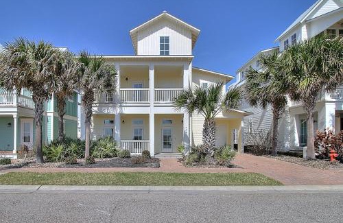Cinnamon Shore House | Hook, Wine & Sinker 133 SE