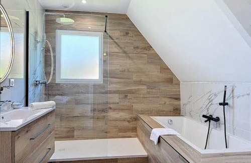 Trouville-sur-Mer Villa | Horizon 85 YourHostHelper
