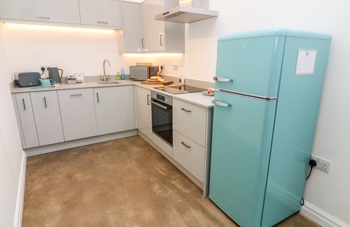 Kendal Cottage | HORNCOP NOOK, romantic, with a garden in Kendal