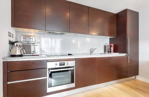 Hornsey Apartment | Hornsey, London Two Bedroom Serviced Apartment