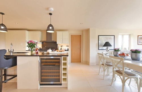 Holmesfield Apartment | Horseshoe House - Luxury Cottages