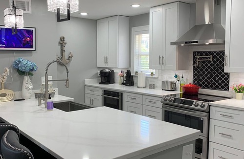 Horseshoe Lake House | Horseshoe Lake - Newly Renovated Modern Lakehouse
