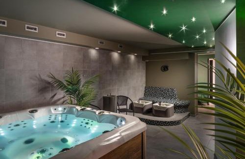 Stare Mesto Hotel | Horský hotel Paprsek