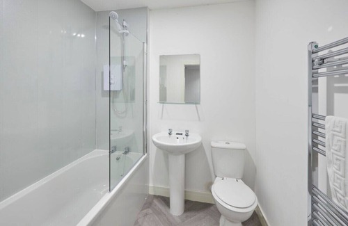 Loftus Apartment | Host & Stay | Apartment 1, Loftus